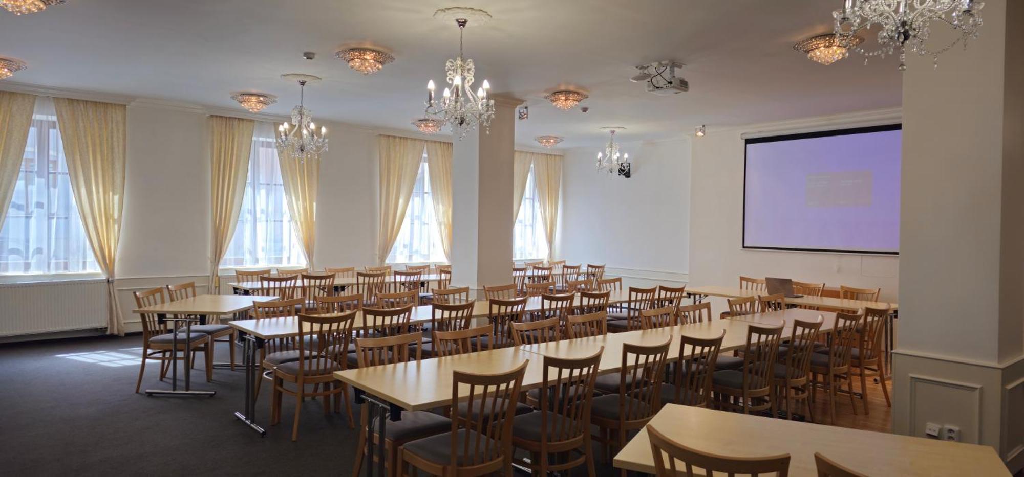 Zamecky Hotel Lednice Buitenkant foto